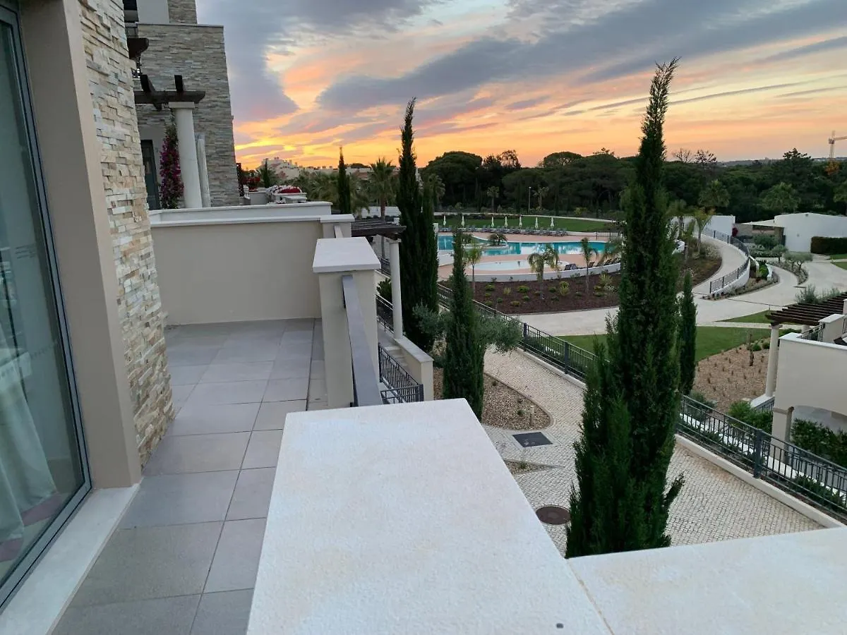 Vilamoura Pine Hills Luxury Apartment クアルテイラ