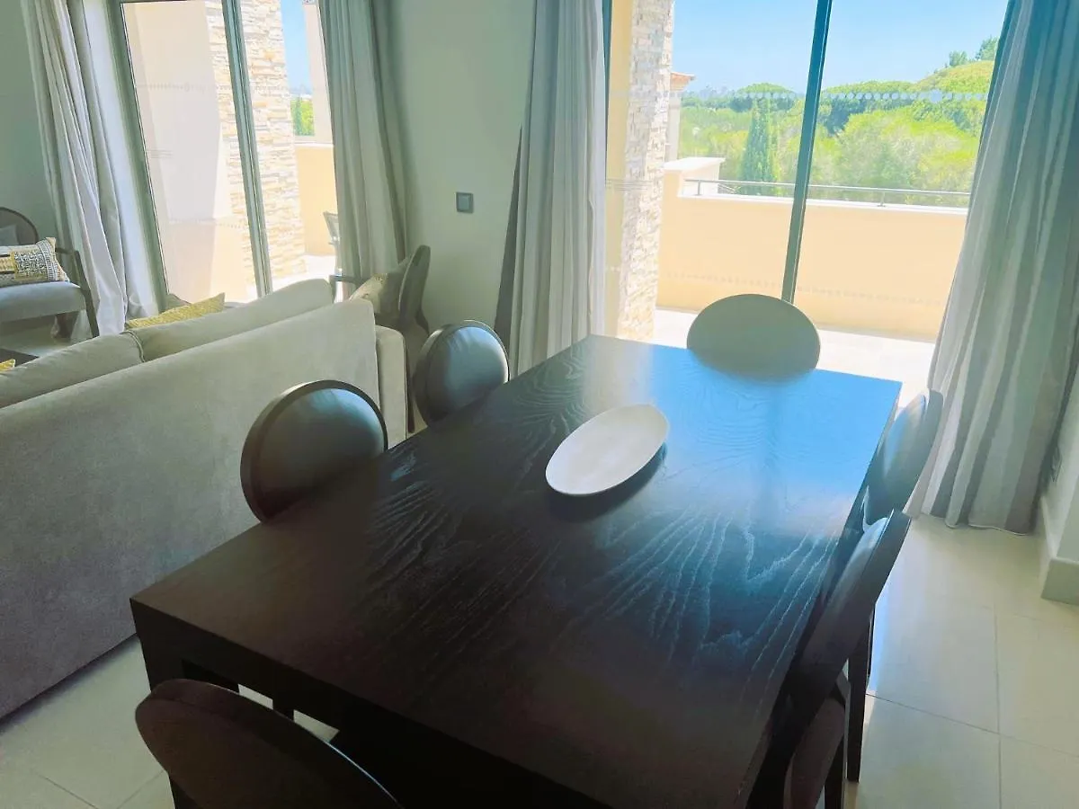 Vilamoura Pine Hills Luxury Apartment クアルテイラ